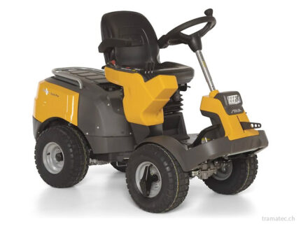 STIGA Park Pro 900 AWX Frontmäher mit Allradantrieb